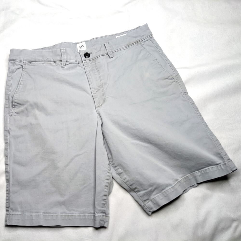 Gap Club Room Men's Casual Shorts 33 34 Flat Front Distressed